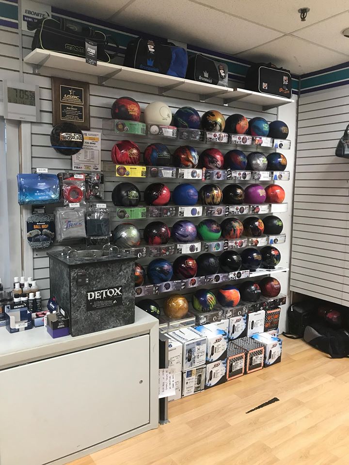 PRO SHOP Legends Lanes